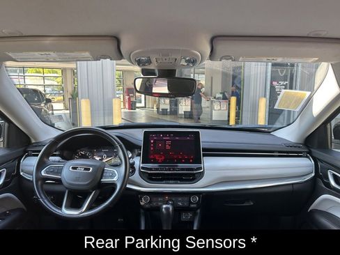 Certified 2022 Jeep Compass Limited image 9