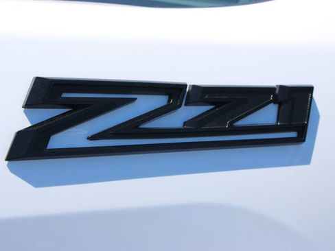 New 2026 Chevrolet Silverado 2500 LTZ w/ LTZ Plus Package AWD/4WD image 22