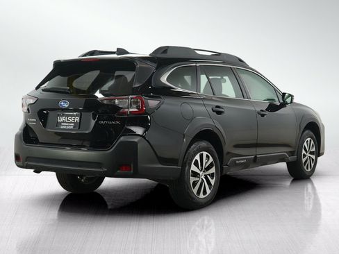Used 2025 Subaru Outback Premium AWD/4WD image 5