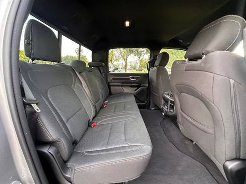 Used 2025 RAM 1500 Big Horn AWD/4WD image 32