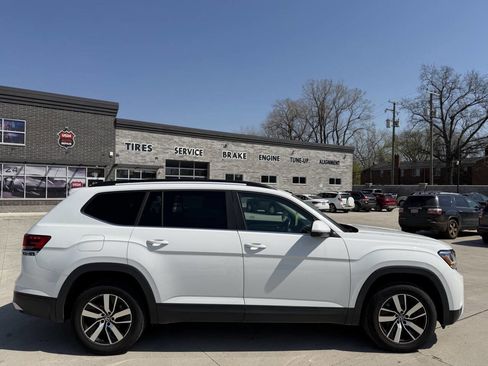 Used 2021 Volkswagen Atlas SE image 7