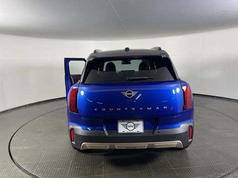 Used 2025 MINI Cooper Countryman S w/ Comfort Package Max image 13
