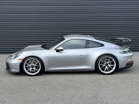 Certified 2023 Porsche 911 GT3 image 2