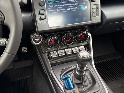 Used 2024 Toyota GR86 Premium RWD image 18