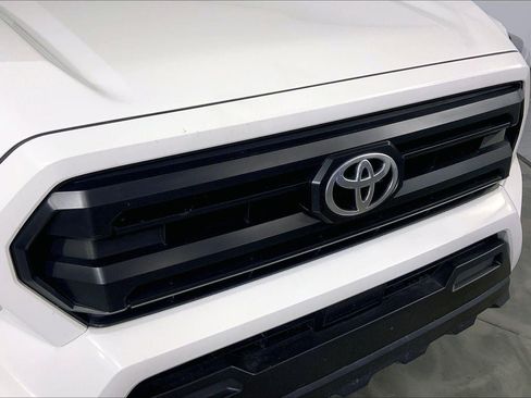 Used 2024 Toyota Tacoma SR w/ Towing Package AWD/4WD image 26