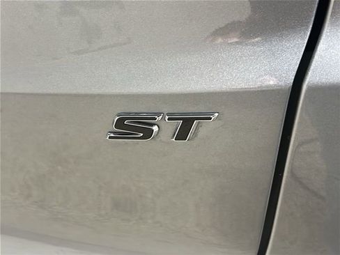 Used 2024 Buick Envista Sport Touring w/ Convenience I Package image 30