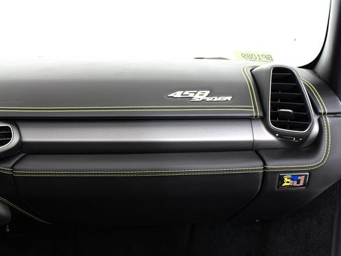 Used 2015 Ferrari 458 Spider RWD image 48