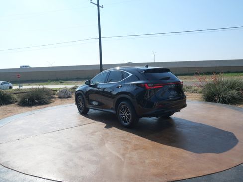 Used 2023 Lexus NX 350 AWD w/ Premium Package image 4