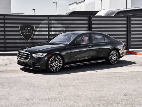 Used 2023 Mercedes-Benz S 580 4MATIC Sedan image 5