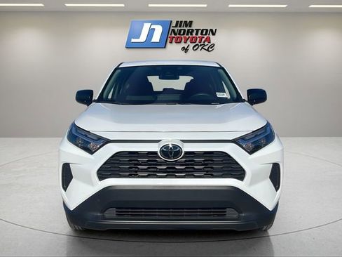 Used 2025 Toyota RAV4 LE image 2