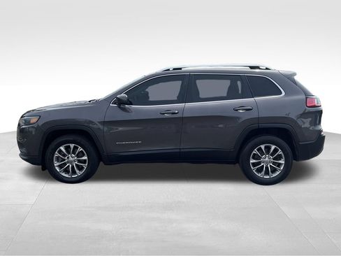 Used 2019 Jeep Cherokee Latitude Plus w/ Comfort/Convenience Group AWD/4WD image 4