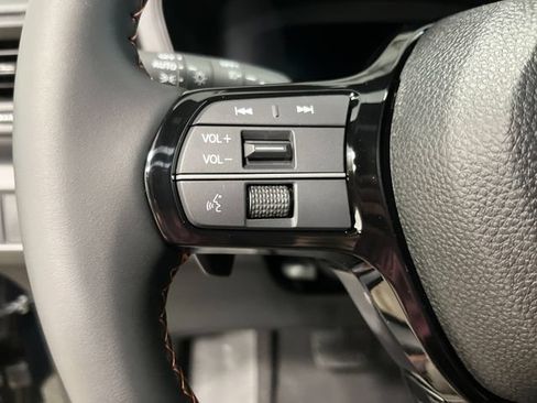 New 2026 Honda Pilot Sport image 14