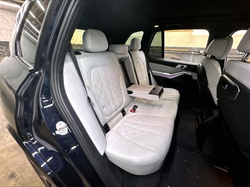 Used 2024 BMW X5 M60i AWD/4WD image 29