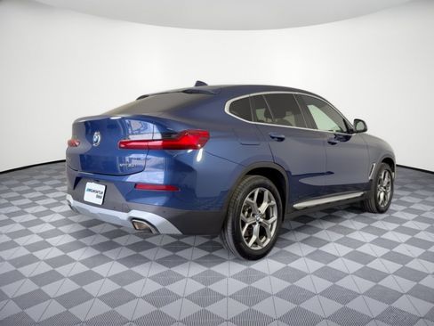 Used 2025 BMW X4 xDrive30i AWD/4WD image 9