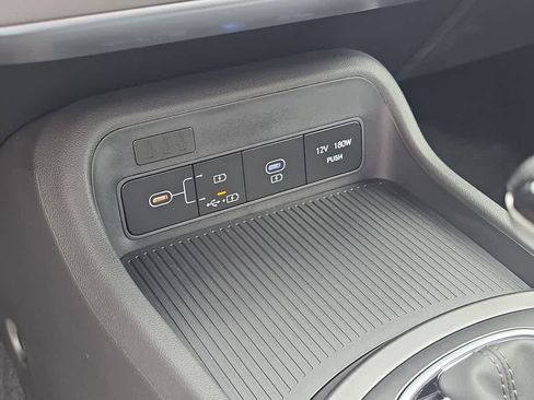 New 2026 Hyundai Kona SE FWD image 32