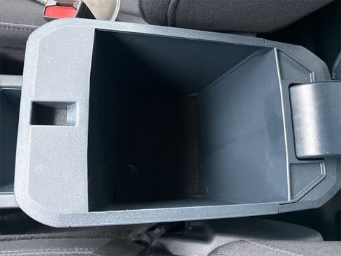 Certified 2025 Ford Maverick XL w/ Equipment Group 102A image 31