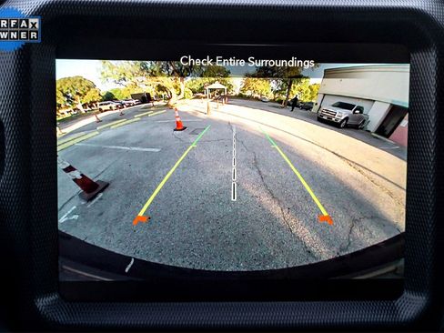 Used 2023 Jeep Wrangler Unlimited Sahara image 24