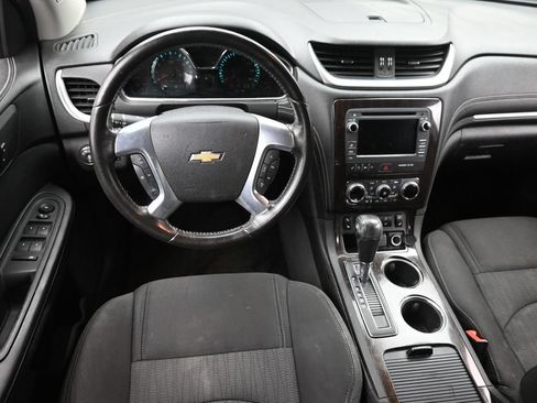 Used 2015 Chevrolet Traverse LT AWD/4WD image 15