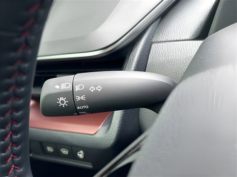 New 2025 Toyota Prius XSE image 13