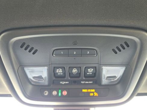 Used 2023 Chevrolet Traverse High Country w/ LPO, 'HIT The Road' Package FWD image 44