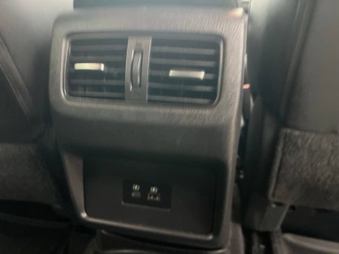 Used 2021 Nissan Rogue SV w/ Premium Package FWD image 18