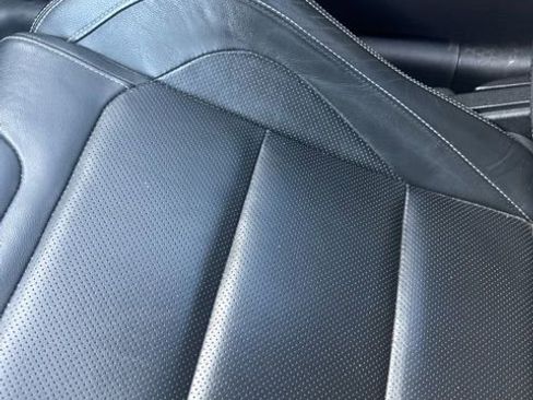 Used 2019 Ford Mustang Premium w/ Equipment Group 201A RWD image 29