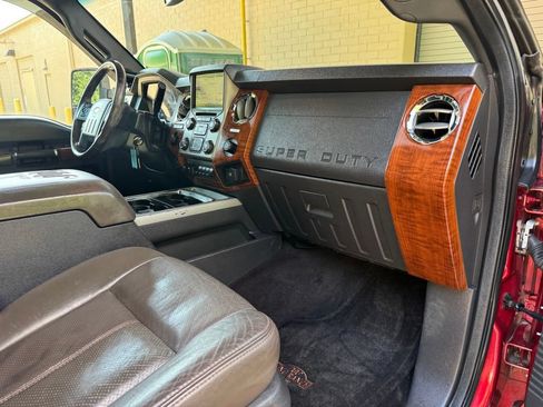 Used 2016 Ford F250 King Ranch w/ King Ranch w/Chrome Package AWD/4WD image 35