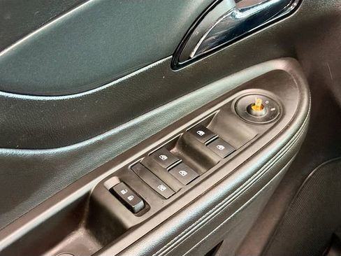 Used 2017 Buick Encore Preferred image 17