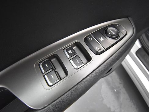 Used 2019 Kia Optima LX image 13