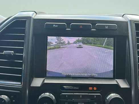 Used 2020 Ford F250 XLT AWD/4WD image 14