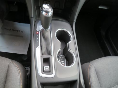 Used 2018 Chevrolet Equinox LT image 4