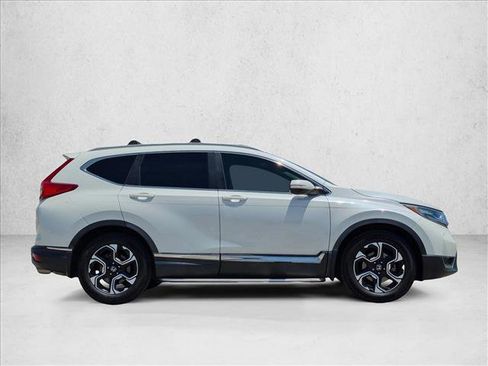 Used 2018 Honda CR-V Touring image 4