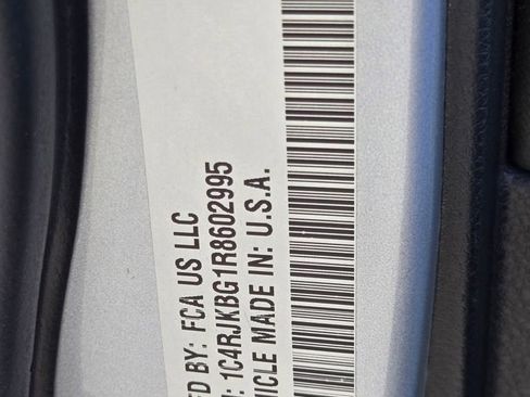 Used 2024 Jeep Grand Cherokee L Limited w/ Luxury Tech Group II image 37