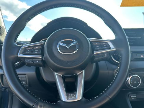 Used 2025 MAZDA MX-5 Miata RF Grand Touring RWD image 22