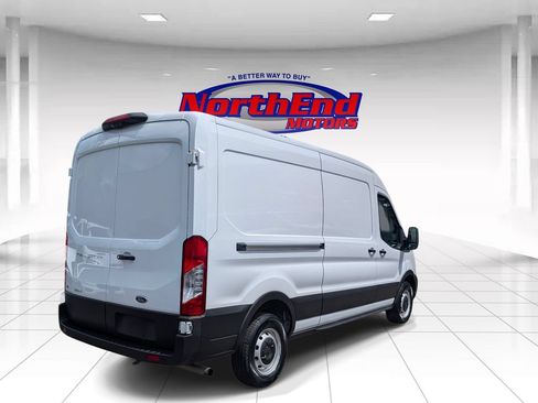 Used 2022 Ford Transit 250 Medium Roof RWD image 7