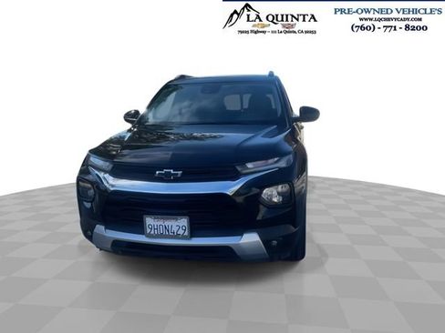Used 2023 Chevrolet TrailBlazer LT w/ Convenience Package image 3