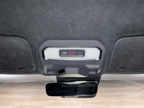 Used 2023 Rivian R1T Adventure image 18