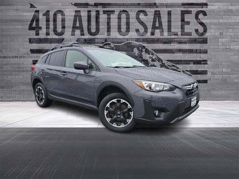 Used 2022 Subaru Crosstrek 2.0i Premium w/ Popular Package #3 AWD/4WD image 1