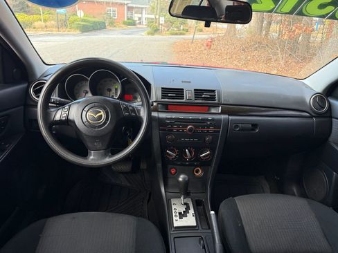 Used 2007 MAZDA MAZDA3 i Touring image 4