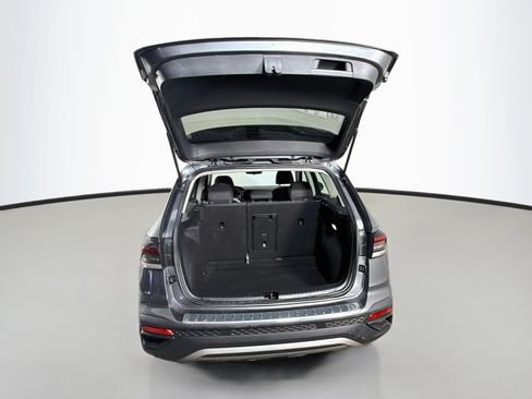 Used 2025 Volkswagen Taos S FWD image 35