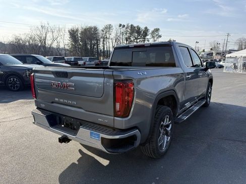 Used 2019 GMC Sierra 1500 SLT w/ SLT Premium Package image 4