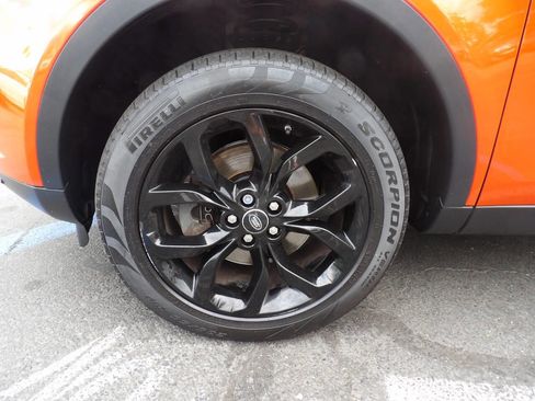Used 2017 Land Rover Discovery Sport HSE AWD/4WD image 16