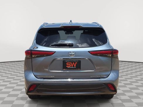 Used 2020 Toyota Highlander Limited w/ Protection Package #3 AWD/4WD image 6