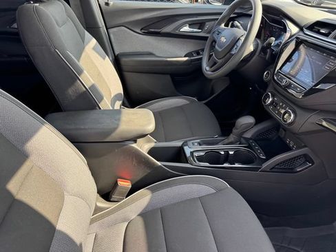 Certified 2023 Chevrolet TrailBlazer LT w/ Convenience Package FWD image 7