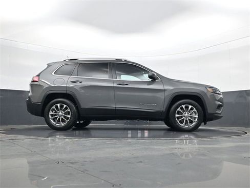 Used 2020 Jeep Cherokee Latitude Lux w/ Comfort/Convenience Group image 24