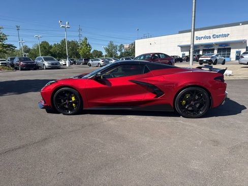 Used 2022 Chevrolet Corvette Stingray Premium Conv w/ Z51 Performance Package RWD image 15