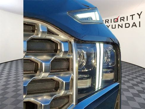 Used 2021 Hyundai Santa Fe Limited w/ Cargo Package image 7