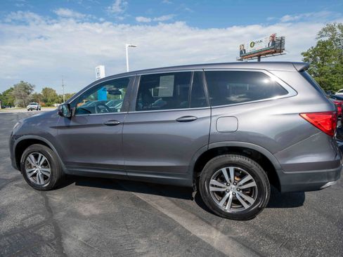 Used 2017 Honda Pilot EX-L image 4