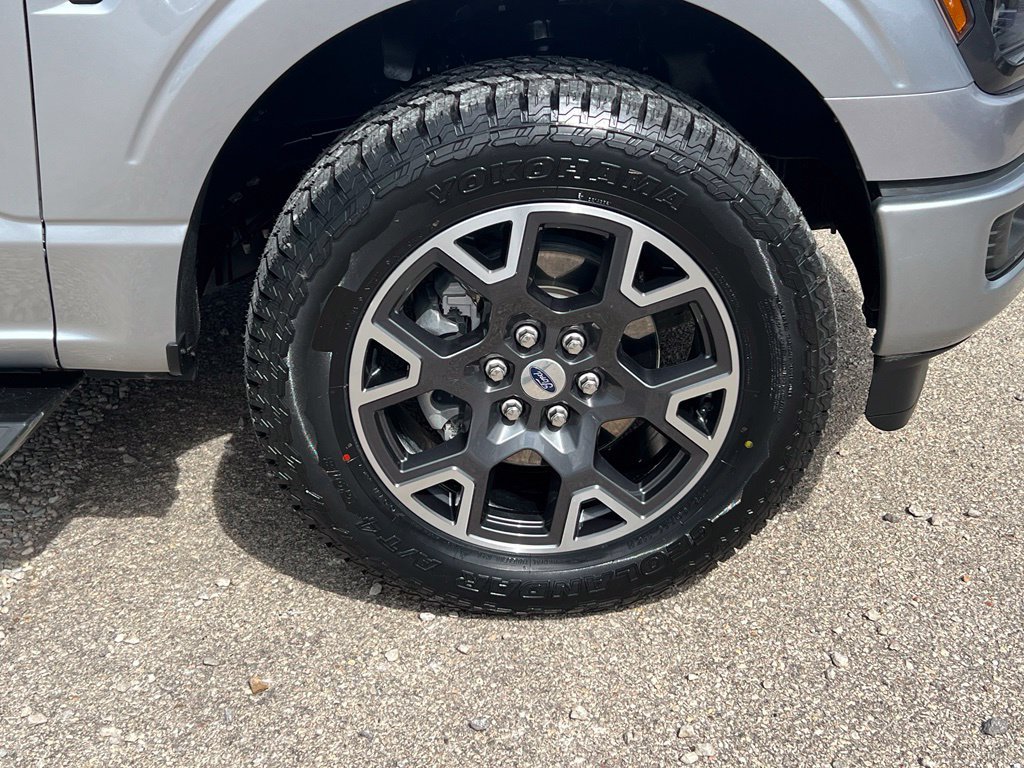 Used 2024 Ford F150 STX AWD/4WD image 10