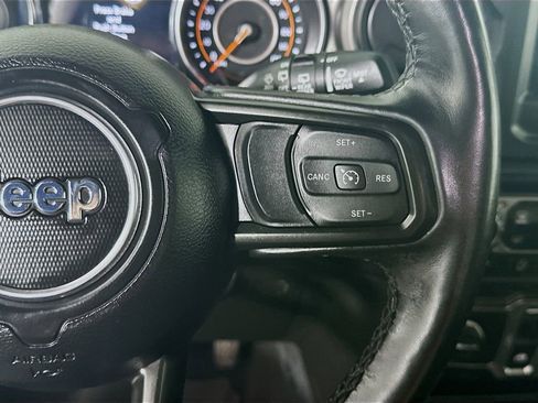 Used 2022 Jeep Wrangler Sport S image 26